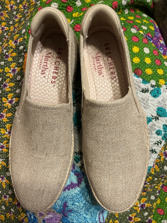 Skechers Shoes - Skechers Martha Slip-On Espadrille in Neutral Beige Canvas upper. Sz 8